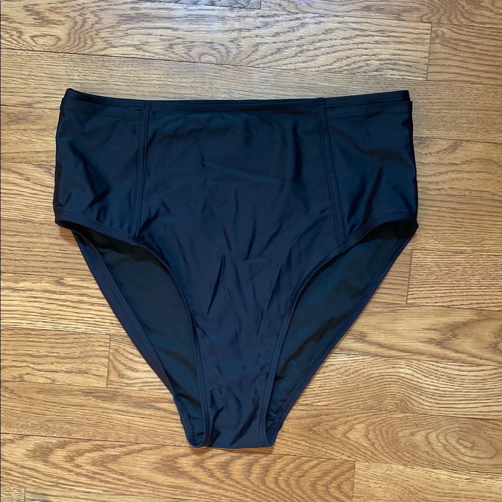 Latched Mama Swim Bottoms Medium